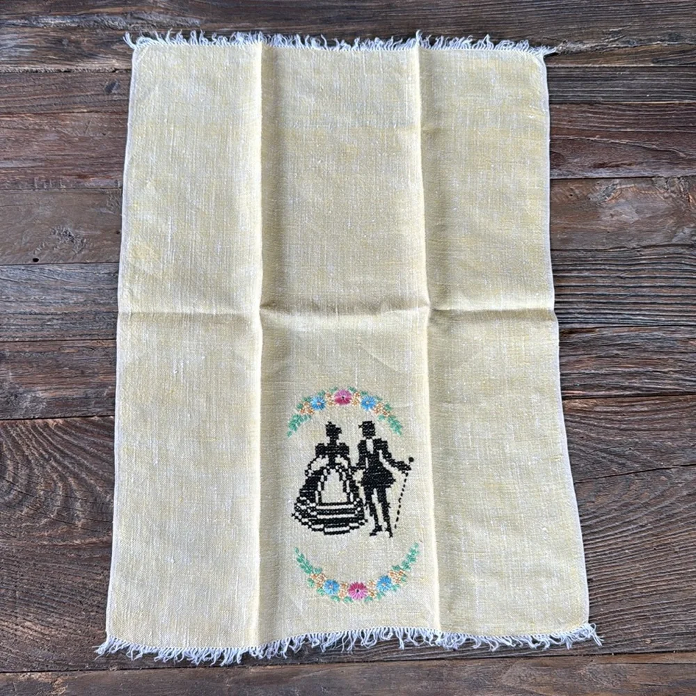 Bundle vintage hand embroidered tea towels‎ EVC